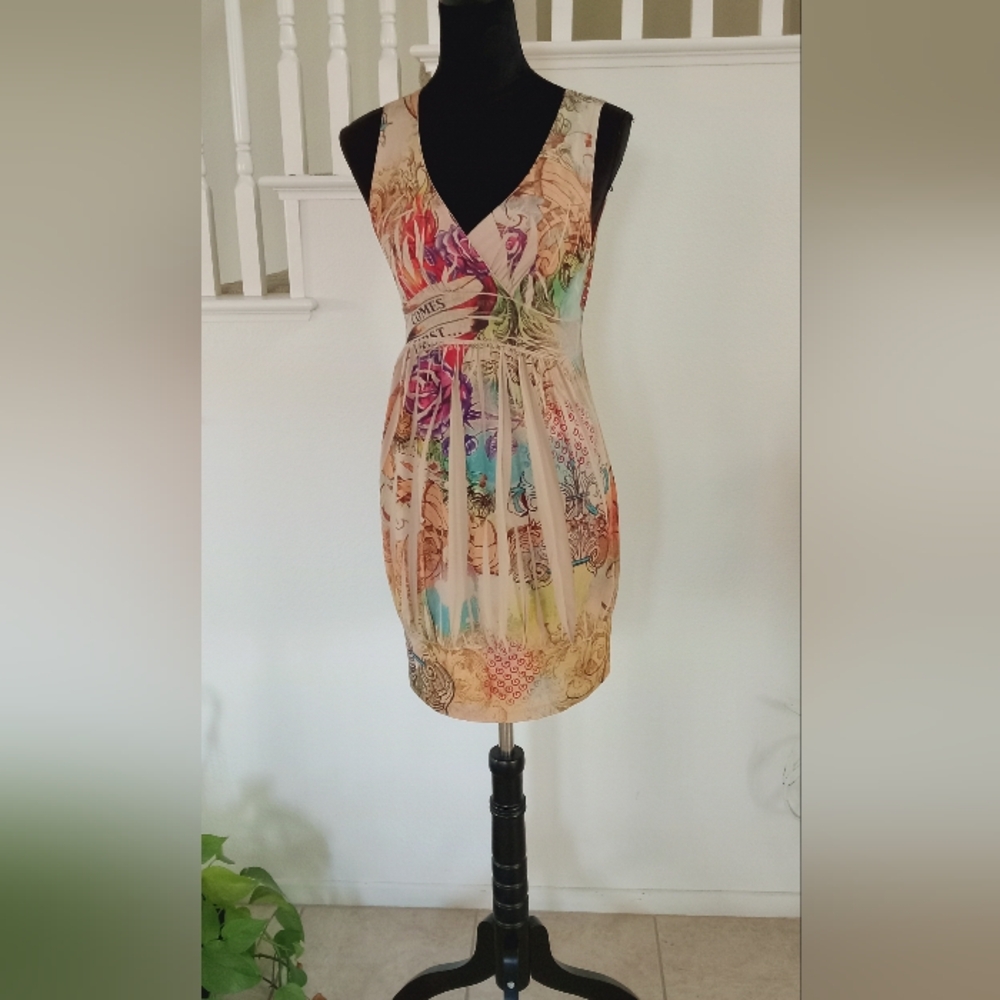 Body Central - Beautiful Dress Contemporary Fabric Design 'Love Comes First'